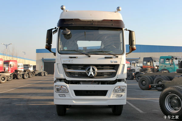 北奔 V3M重卡 340马力 4X2天然气牵引车
