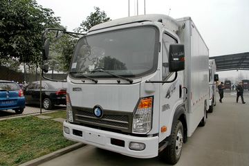 重汽王牌 7系 129马力 4.1米单排厢式轻卡(CDW1040HA3Q4)