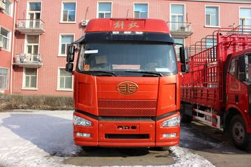 一汽解放 J6P重卡 舒适版 500马力 6X4牵引车(CA4250P66K25T1A1E5)