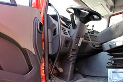 一汽解放 J6P重卡 领航版 420马力 6X4牵引车(CA4250P66K24T1A1E4) 一汽解放 J6P重卡 领航版 420马力 6X4牵引车(CA4250P66K24T1A1E4)