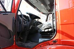 一汽解放 J6P重卡 领航版 420马力 6X4牵引车(CA4250P66K24T1A1E4) 一汽解放 J6P重卡 领航版 420马力 6X4牵引车(CA4250P66K24T1A1E4)