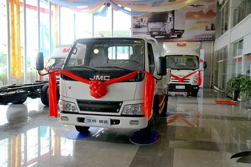 江铃 新顺达 109马力 3.7米单排栏板轻卡(高货台)(JX1041TC24)