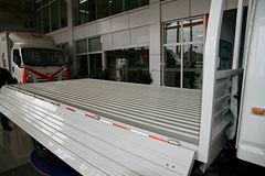 江铃 新顺达 109马力 3.7米单排栏板轻卡(高货台)(JX1041TC24)