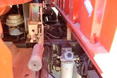 东风商用车 天锦中卡 160马力 4X2 6.75米仓栅式载货车(DFL5140CCYBX18A)