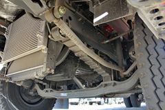 东风商用车 天锦中卡 160马力 4X2 6.75米仓栅式载货车(DFL5140CCYBX18A)