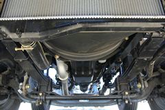 东风商用车 天龙重卡 245马力 6X2 9.6米厢式载货车底盘(DFL5253XXYAX1B)