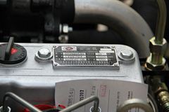 唐骏欧铃 欧冠 旗舰版 88马力 4.23米单排栏板轻卡(ZB1043LDD6F)