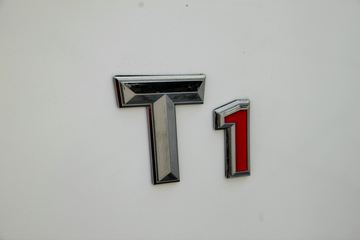 �ƿ�ŷ�� T1ϵ�� 82���� 4X2 3.7�׵�������΢��ͼƬ