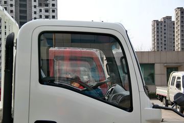 �ƿ�ŷ�� T1ϵ�� 82���� 4X2 3.7�׵�������΢��ͼƬ