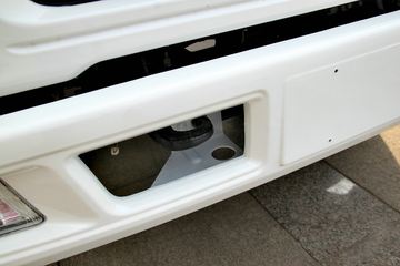 �ƿ�ŷ�� T1ϵ�� 82���� 4X2 3.7�׵�������΢��ͼƬ