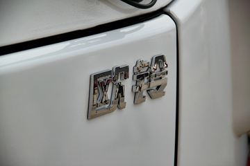 �ƿ�ŷ�� T1ϵ�� 82���� 4X2 3.7�׵�������΢��ͼƬ