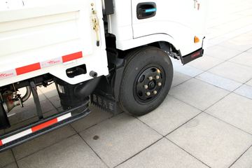 �ƿ�ŷ�� T1ϵ�� 82���� 4X2 3.7�׵�������΢��ͼƬ