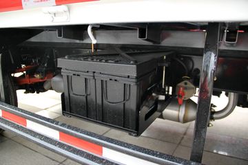 �ƿ�ŷ�� T1ϵ�� 82���� 4X2 3.7�׵�������΢��ͼƬ