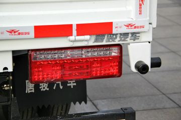 �ƿ�ŷ�� T1ϵ�� 82���� 4X2 3.7�׵�������΢��ͼƬ