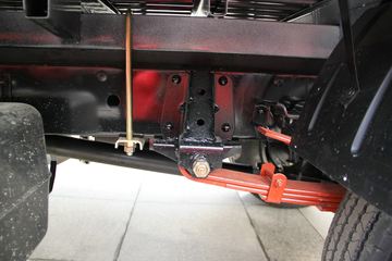 �ƿ�ŷ�� T1ϵ�� 82���� 4X2 3.7�׵�������΢��ͼƬ