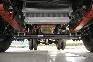 �ƿ�ŷ�� T1ϵ�� 82���� 4X2 3.7�׵�������΢��ͼƬ