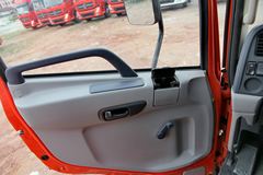 东风商用车 天锦中卡 160马力 4X2 7.5米厢式载货车底盘(DFL5140XXYBX2A)