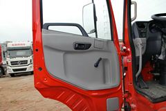 东风商用车 天锦中卡 160马力 4X2 7.5米厢式载货车底盘(DFL5140XXYBX2A)