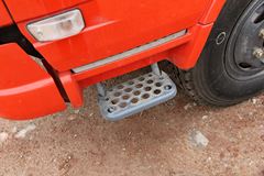 东风商用车 天锦中卡 160马力 4X2 7.5米厢式载货车底盘(DFL5140XXYBX2A)