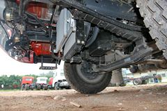 东风商用车 天锦中卡 160马力 4X2 7.5米厢式载货车底盘(DFL5140XXYBX2A)