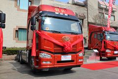一汽解放 J6P重卡 领航版 460马力 6X4牵引车(CA4250P66K24T1A1E4)