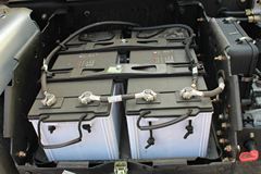 一汽解放 J6P重卡 领航版 460马力 6X4牵引车(CA4250P66K24T1A1E4)