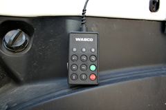 中国重汽 HOWO T7H重卡 440马力 6X2牵引车(九气囊)(ZZ4257V323HD1)