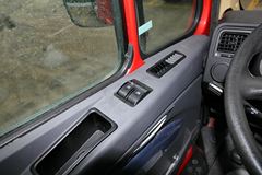 中国重汽 豪瀚重卡 340马力 4X2牵引车(ZZ4185N3516D1)