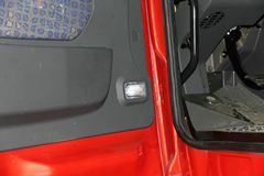 中国重汽 豪瀚重卡 340马力 4X2牵引车(ZZ4185N3516D1)