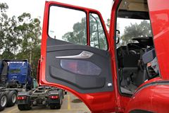 中国重汽 豪瀚重卡 340马力 4X2牵引车(ZZ4185N3516D1)