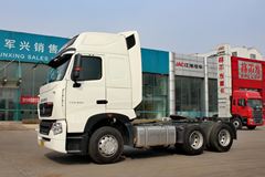 中国重汽 HOWO T7H重卡 540马力 6X4牵引车(ZZ4257V324HD1B)