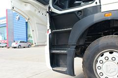 中国重汽 HOWO T7H重卡 540马力 6X4牵引车(ZZ4257V324HD1B)