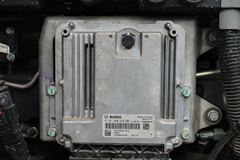 中国重汽 HOWO T7H重卡 540马力 6X4牵引车(ZZ4257V324HD1B)