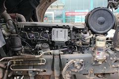 中国重汽 HOWO T7H重卡 540马力 6X4牵引车(ZZ4257V324HD1B)