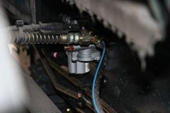 东风柳汽 乘龙M5重卡 220马力 6X2载货车底盘(LZ5200XXYM3CA)