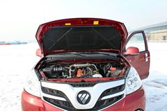 福田 拓陆者B 精英版 2.8L柴油 95马力 两驱 双排皮卡