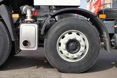 江淮 格尔发K3重卡 336马力 6X2 LNG牵引车(HFC4241P1N5C29V)