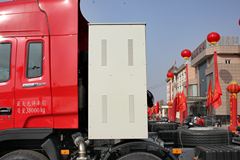 江淮 格尔发K3重卡 336马力 6X2 LNG牵引车(HFC4241P1N5C29V)