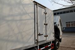 郑州日产 凯普斯达 130马力 4米冷藏车