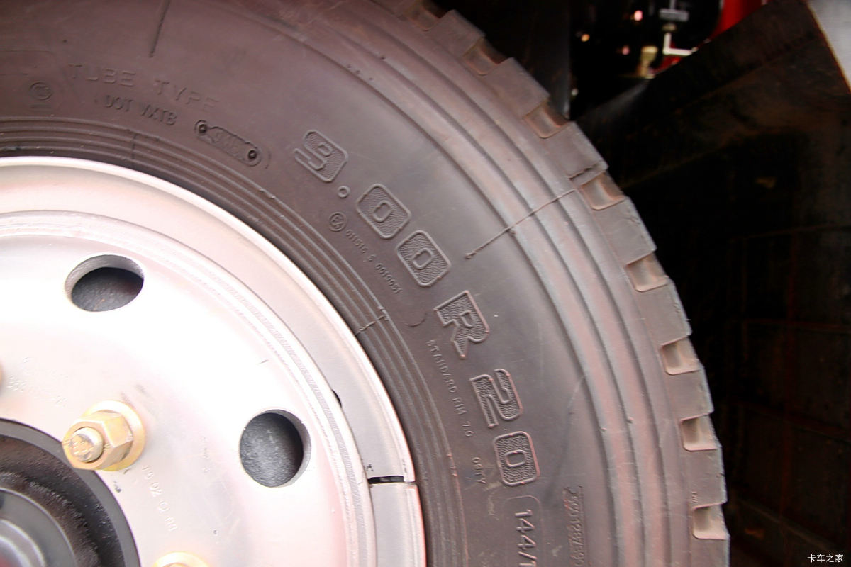  D9п 160 4X2 6.8ʽػ(DFA5161XXYL10D7AC)                                                