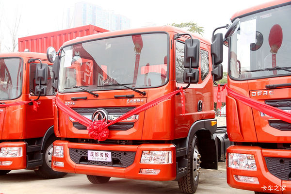 多利卡D9国五载货车广州市火热促销中 让利高达1.28万