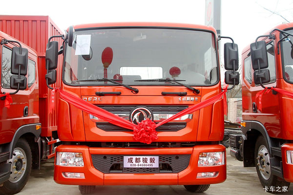 多利卡D9国五载货车广州市火热促销中 让利高达1.28万