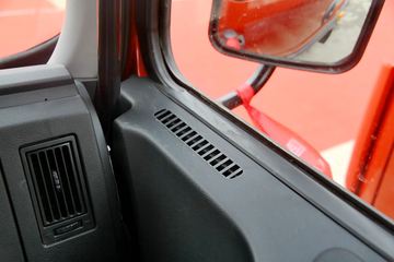  D9п 160 4X2 6.8ʽػ(DFA5161XXYL10D7AC)ͼƬ