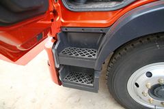 东风 多利卡D9中卡 160马力 4X2 6.8米厢式载货车(DFA5161XXYL10D7AC) 东风 多利卡D9中卡 160马力 4X2 6.8米厢式载货车(DFA5161XXYL10D7AC)