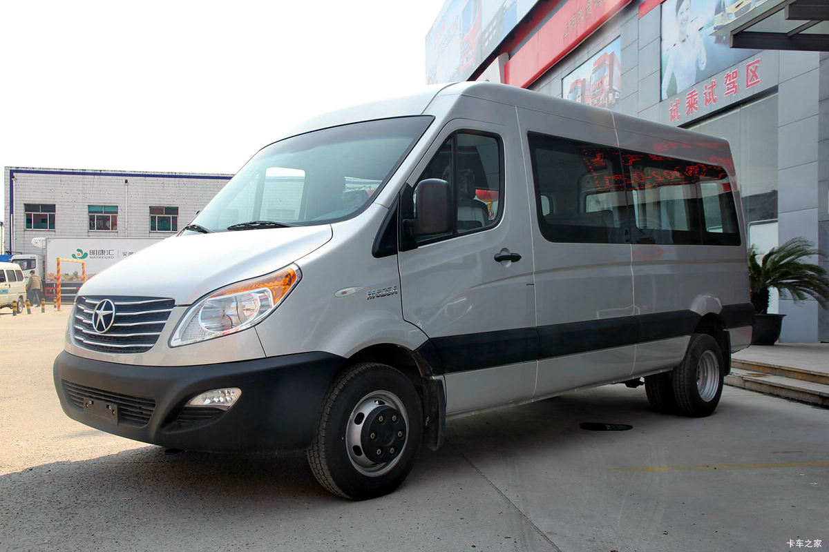 江淮 星锐5系 星快运 120马力 6座封闭厢式货车