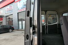 江淮 星锐5系 星快运 120马力 6座封闭厢式货车(HFC5049XXCKMF)