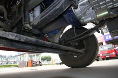北奔 V3M重卡 轻量化版 375马力 6X4牵引车(ND42507B32J7)