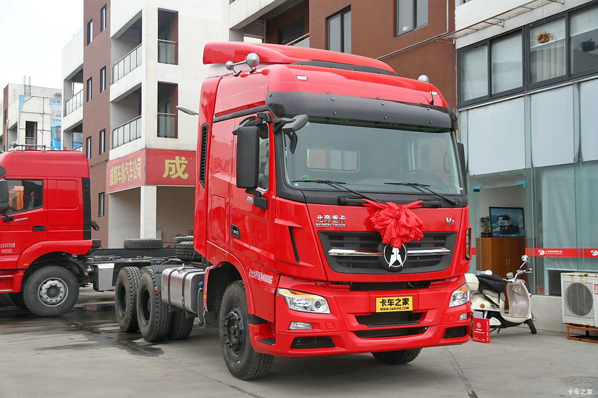 北奔 V3重卡 轻量化版 460马力 6X4牵引车