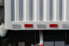 庆铃 五十铃100P 98马力 4.25米单排厢式轻卡(QL5043XXY3HARJ)
