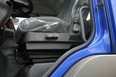 东风柳汽 乘龙M5重卡 280马力 4X2牵引车(LZ4180QAFA) 东风柳汽 乘龙M5重卡 280马力 4X2牵引车(LZ4180QAFA)